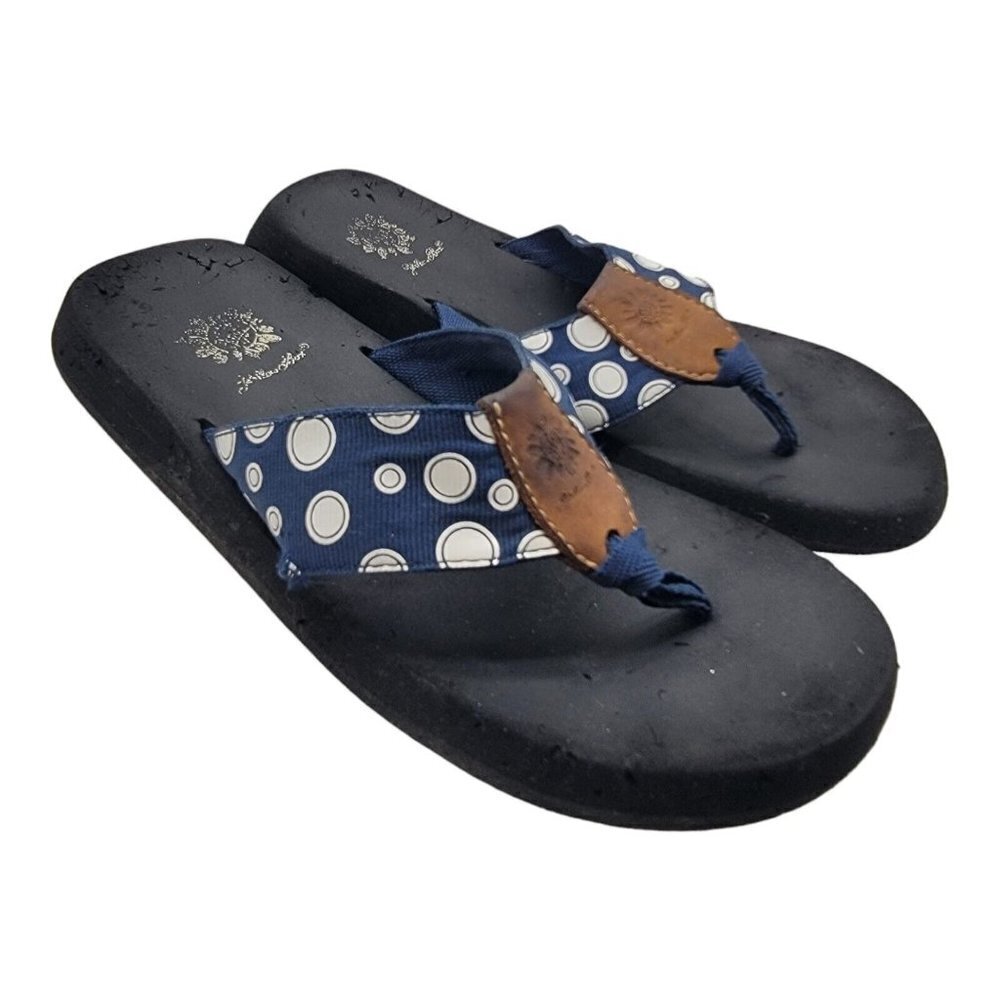Yellow Box Shoes Women’s 6.5  Black  Sandals Summer Comfort Flip Flops Sandal